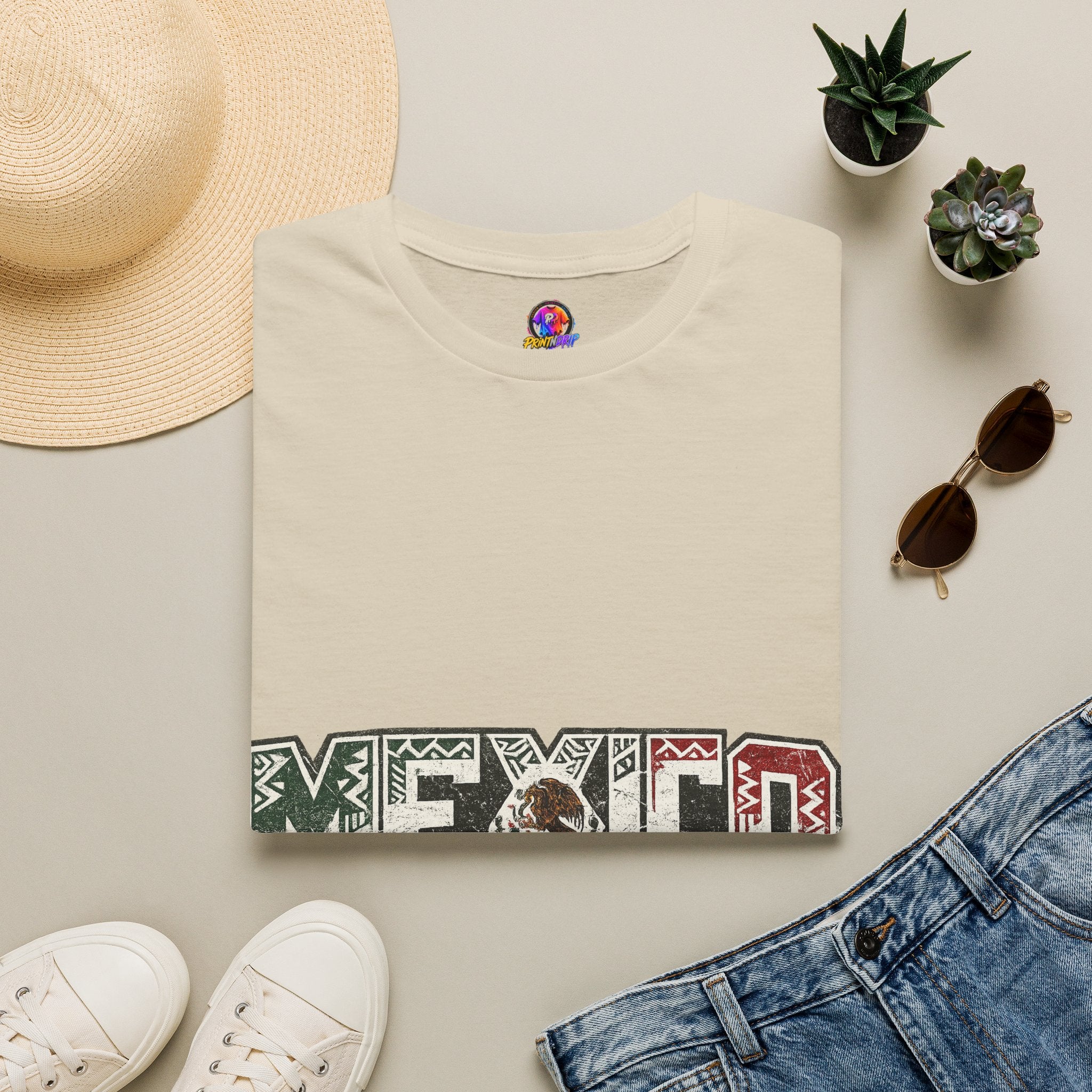 Mexico Pride Graphic T-Shirt — Retro Mexican Flag Design