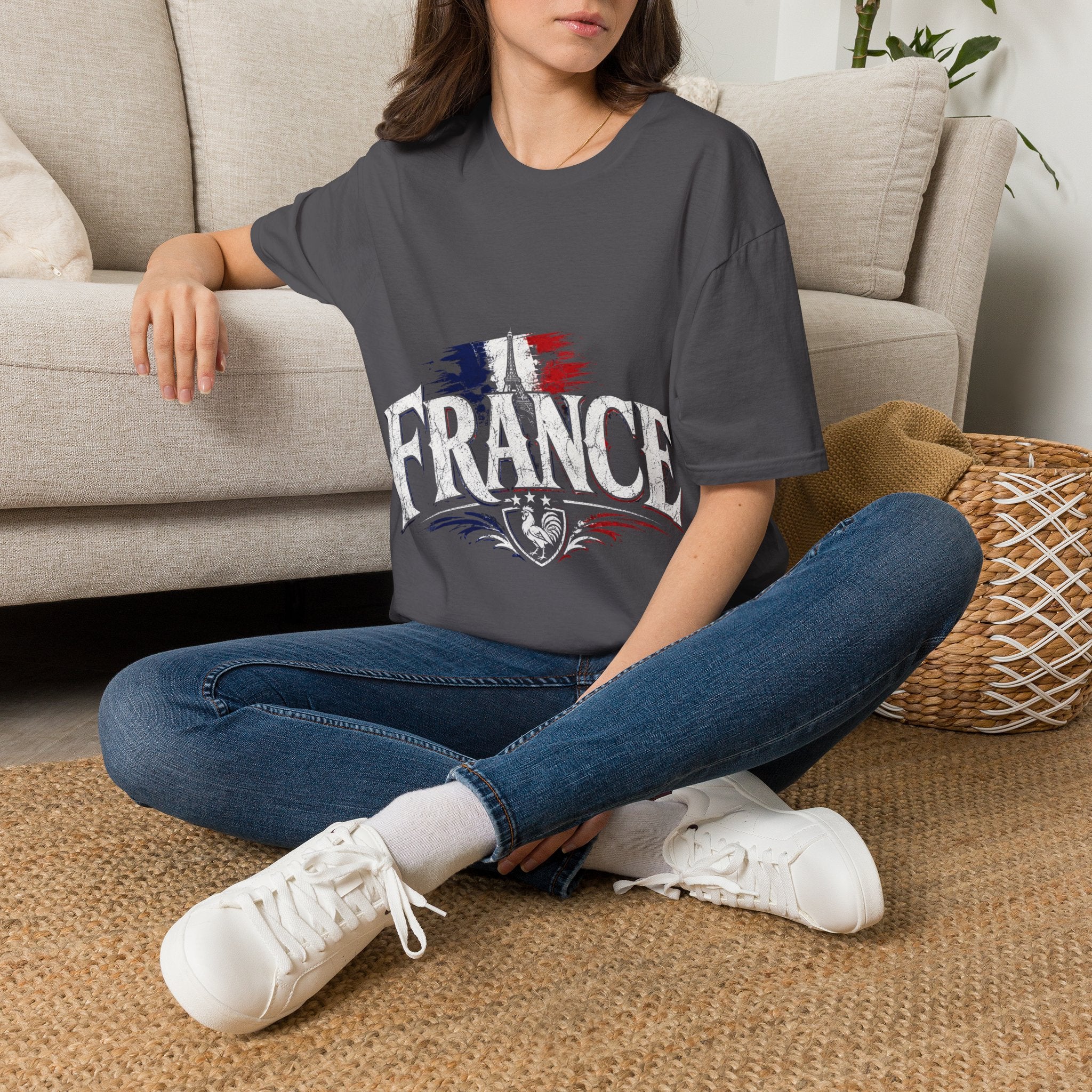France Flag T-Shirt — Vintage Eiffel Tower French Pride Tee