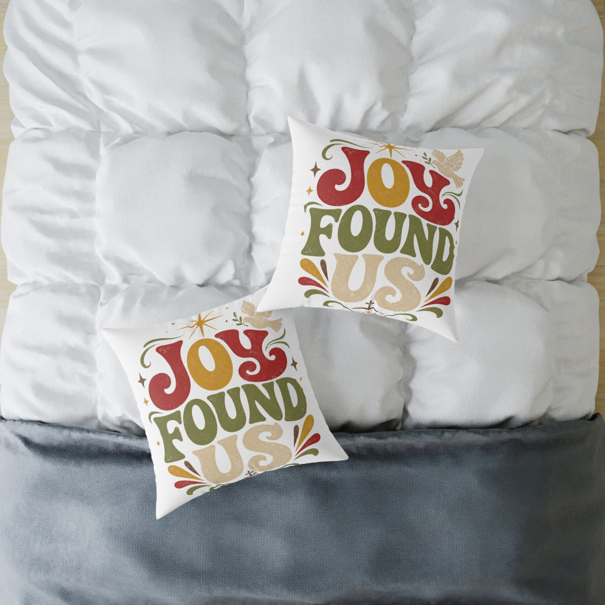 Christmas Joy Found Us Holiday Throw Pillow — Retro Christmas Decorative Cushion