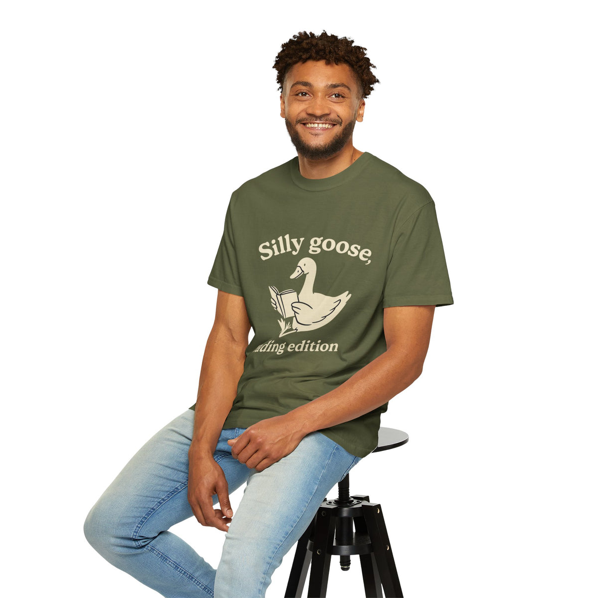 Silly Goose Reading Edition Tee - Cute Book Lover Animal Graphic T-Shirt - Trending Now - October 2026