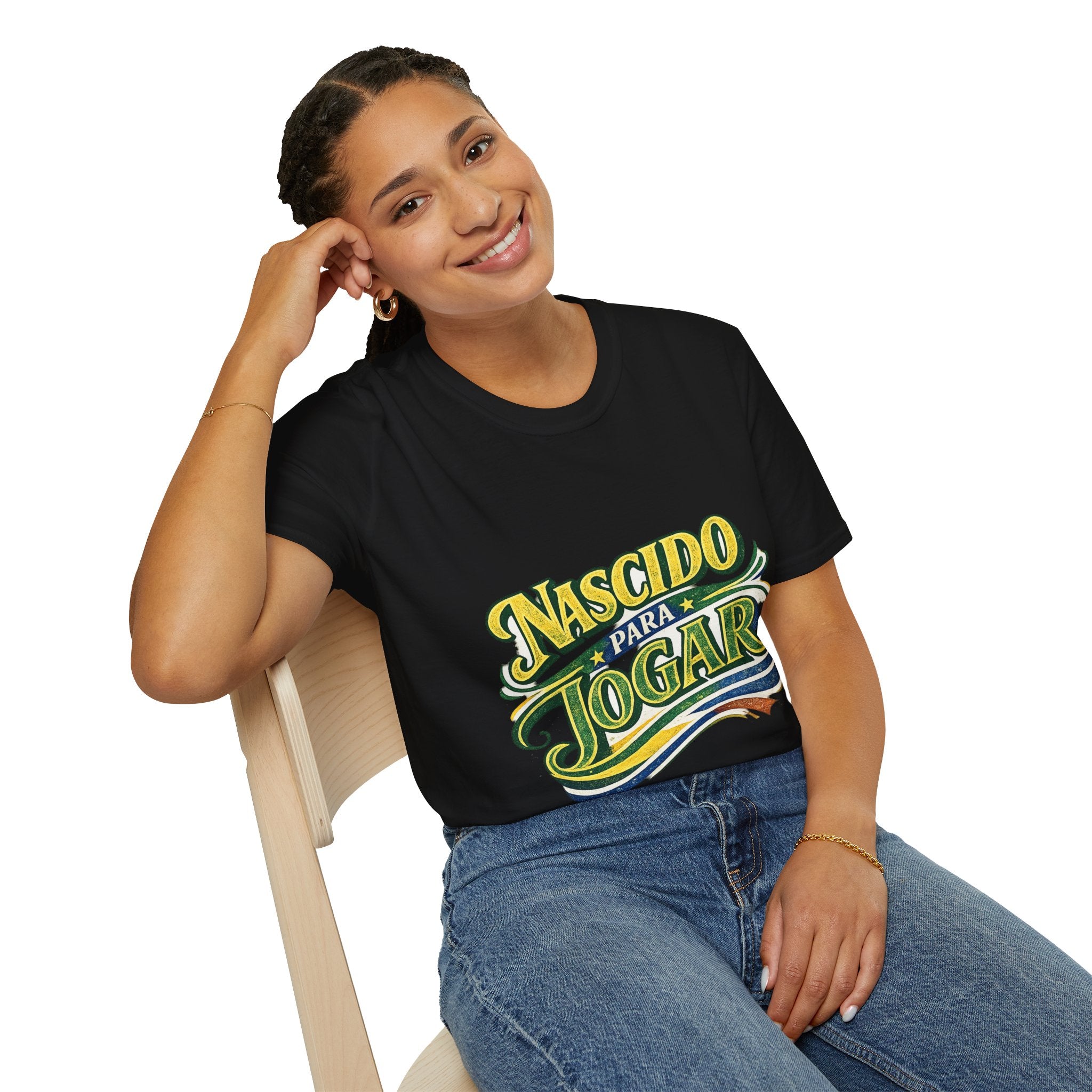 Brazil T‑Shirt — Nascido Para Jogar Vintage Brazilian Soccer Graphic Tee