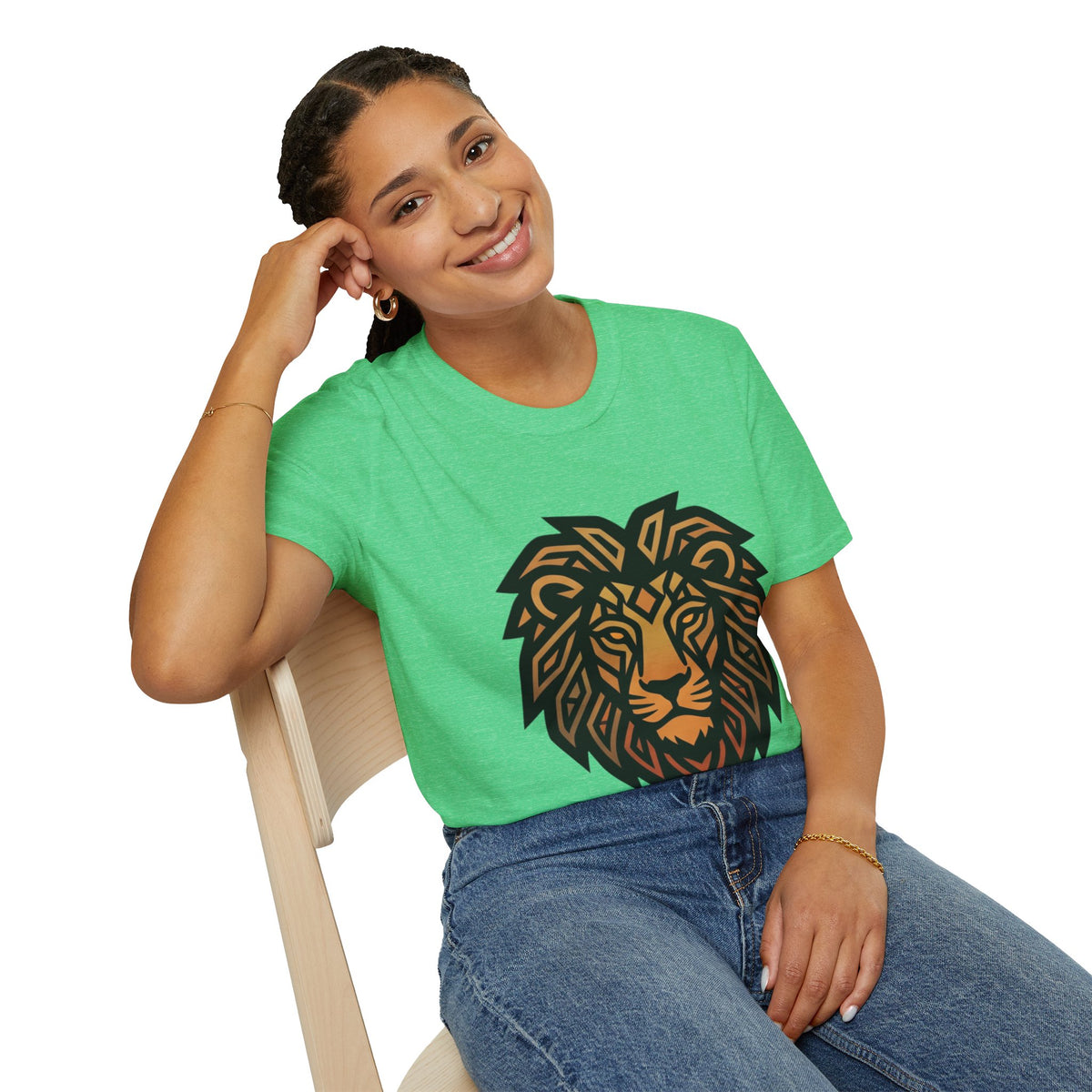 Leo Zodiac Lion Head T-Shirt — Geometric Tribal Lion Graphic Tee