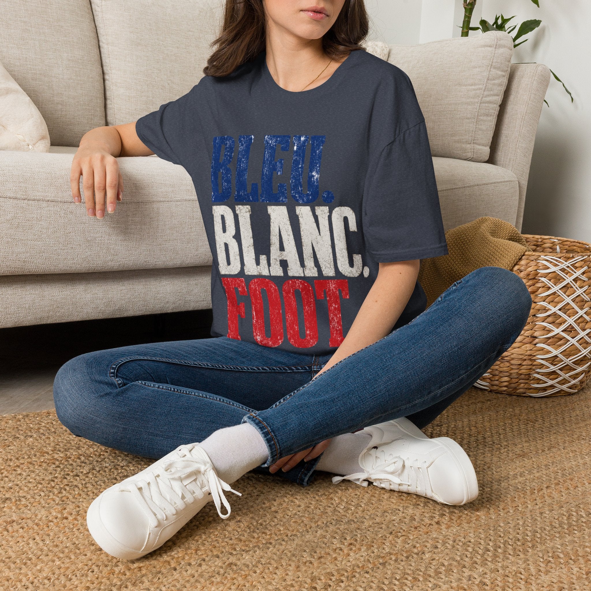 France T-Shirt — Bleu Blanc Foot Vintage French Flag Soccer Graphic Tee