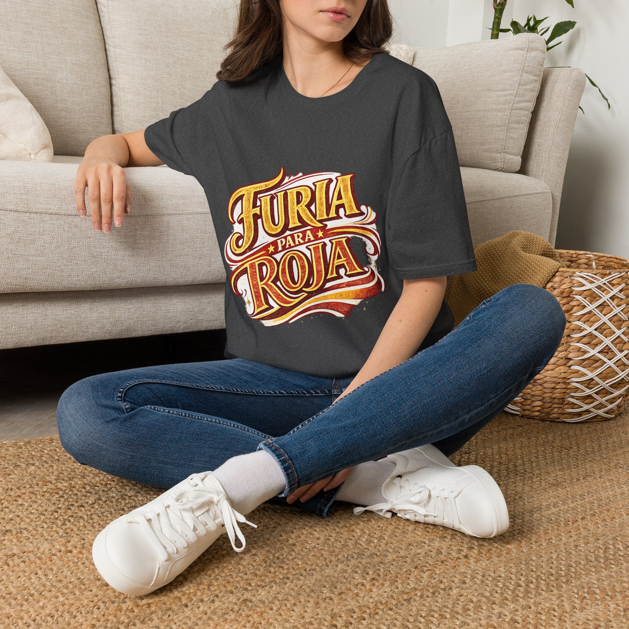 Spain Furia Para Roja Graphic T-Shirt — Bold Spanish Script Tee for Fans & Celebrations