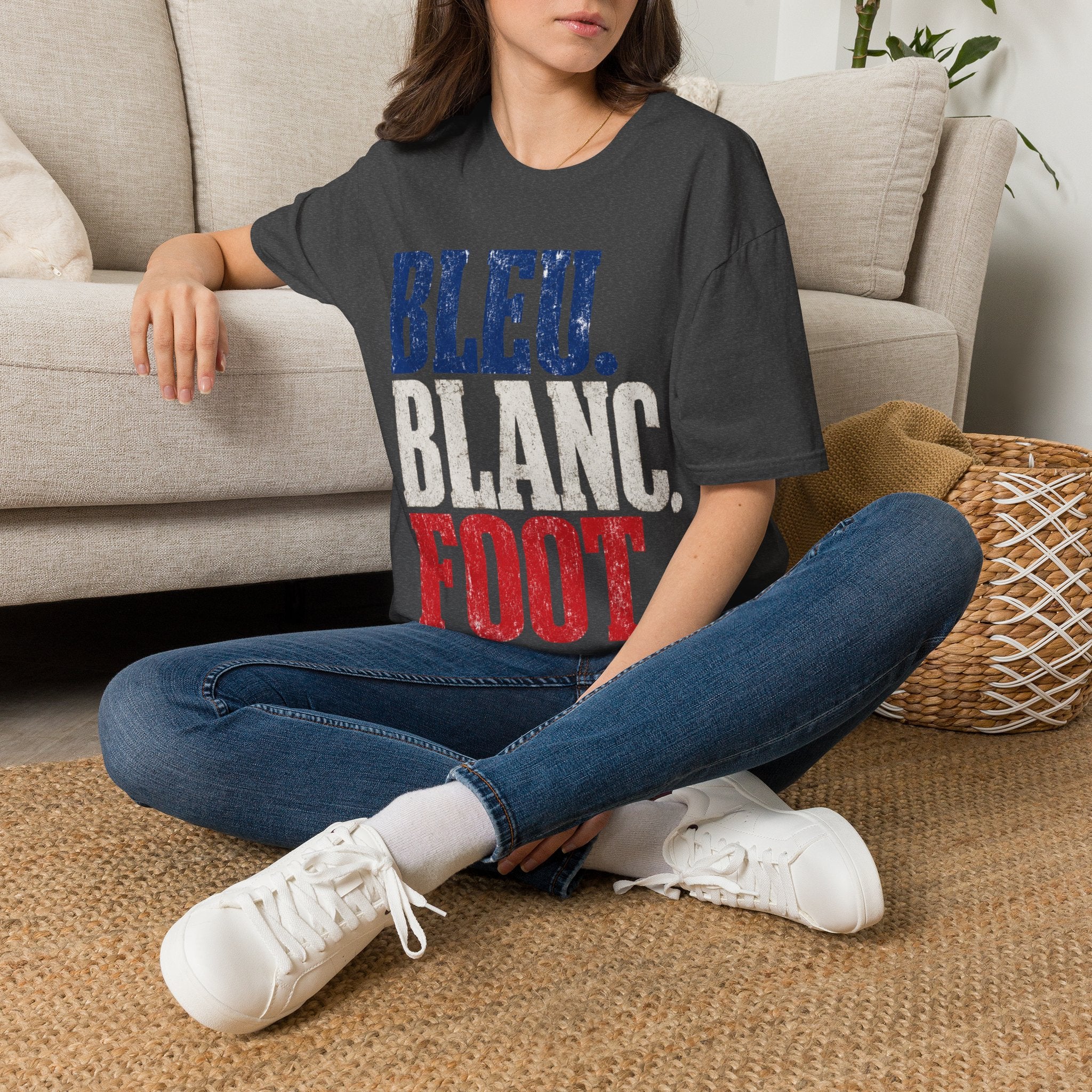 France T-Shirt — Bleu Blanc Foot Vintage French Flag Soccer Graphic Tee