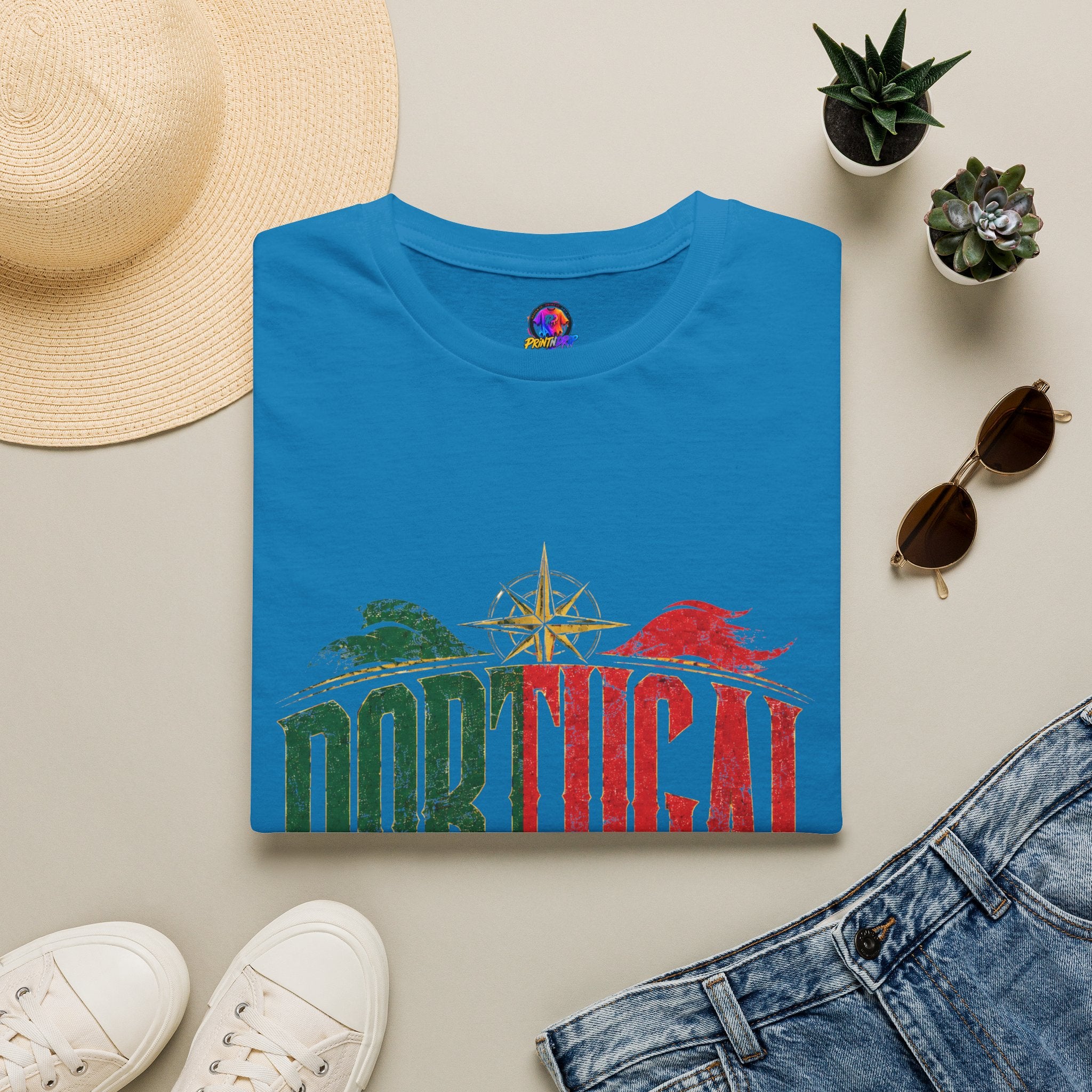 Portugal Vintage Compass T-Shirt — Retro Portuguese Flag Travel Tee