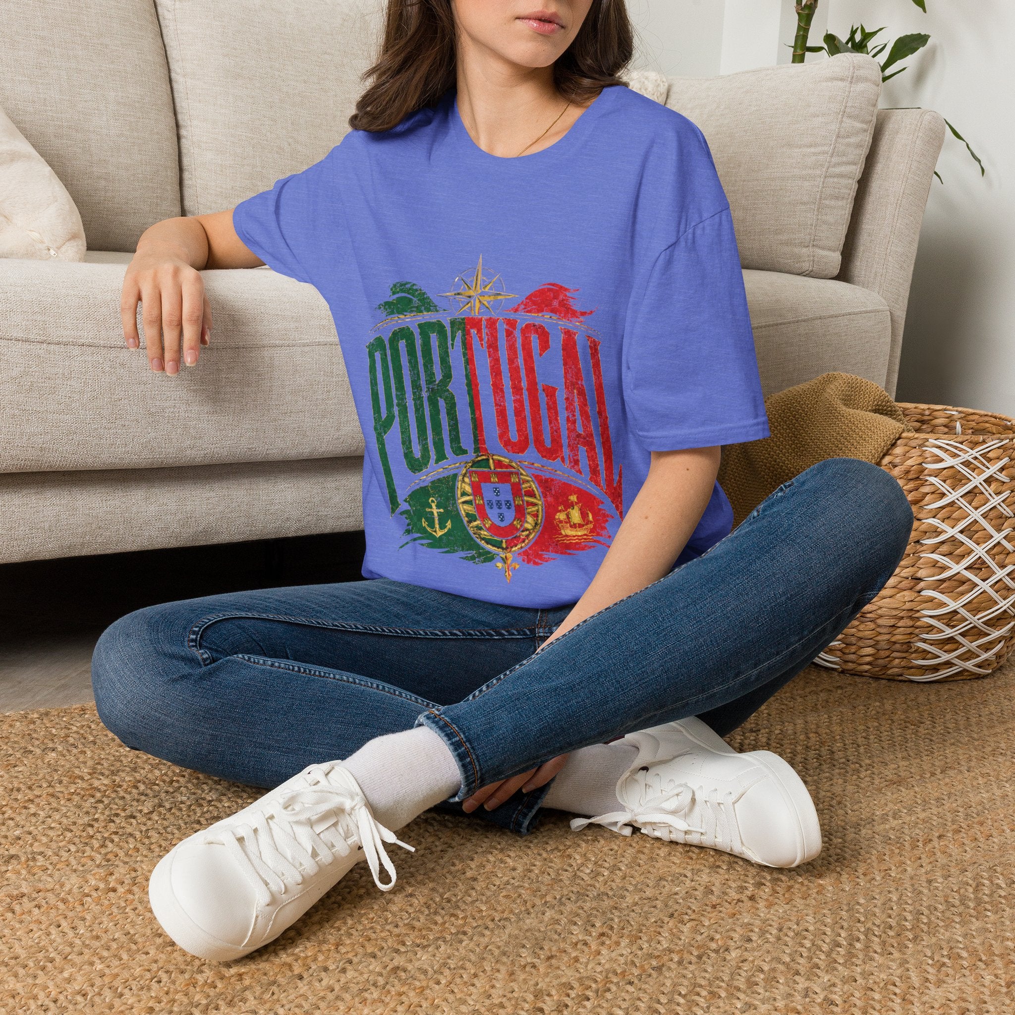 Portugal Vintage Compass T-Shirt — Retro Portuguese Flag Travel Tee