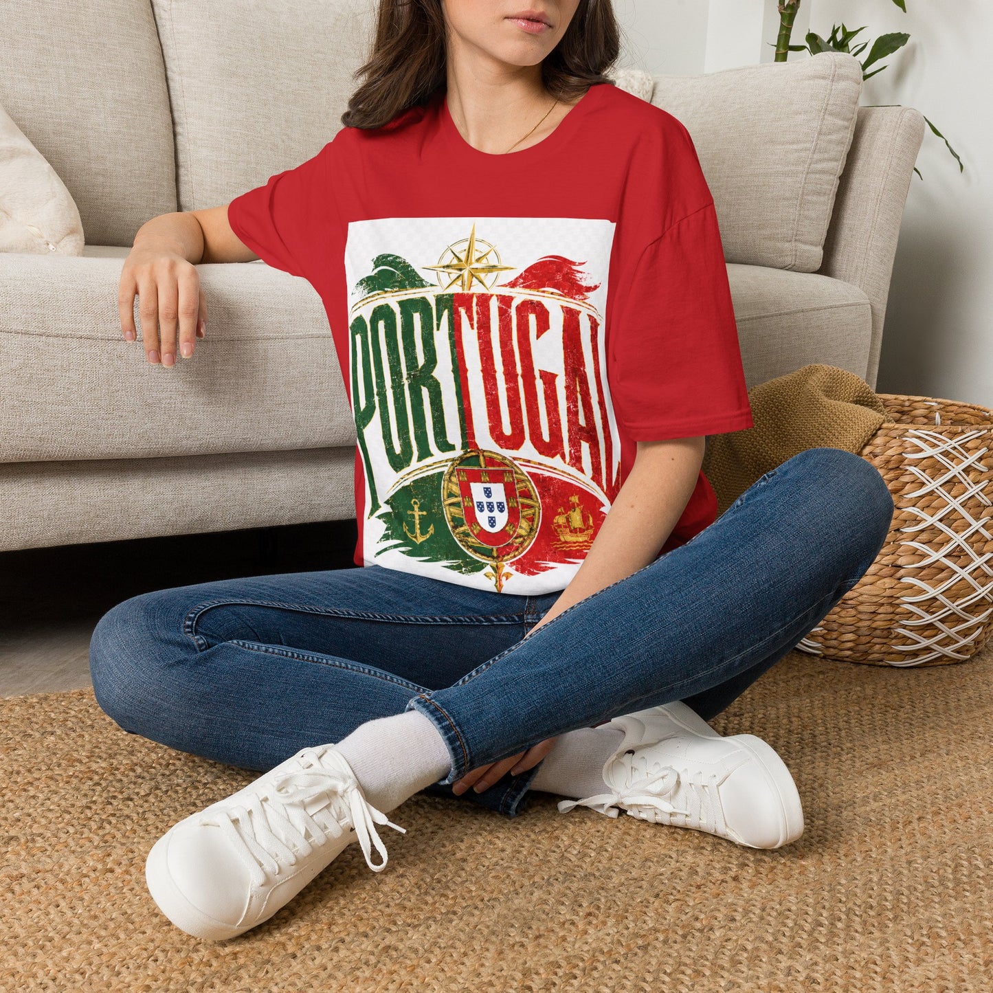 Portugal Vintage Compass T-Shirt — Retro Portuguese Flag Travel Tee