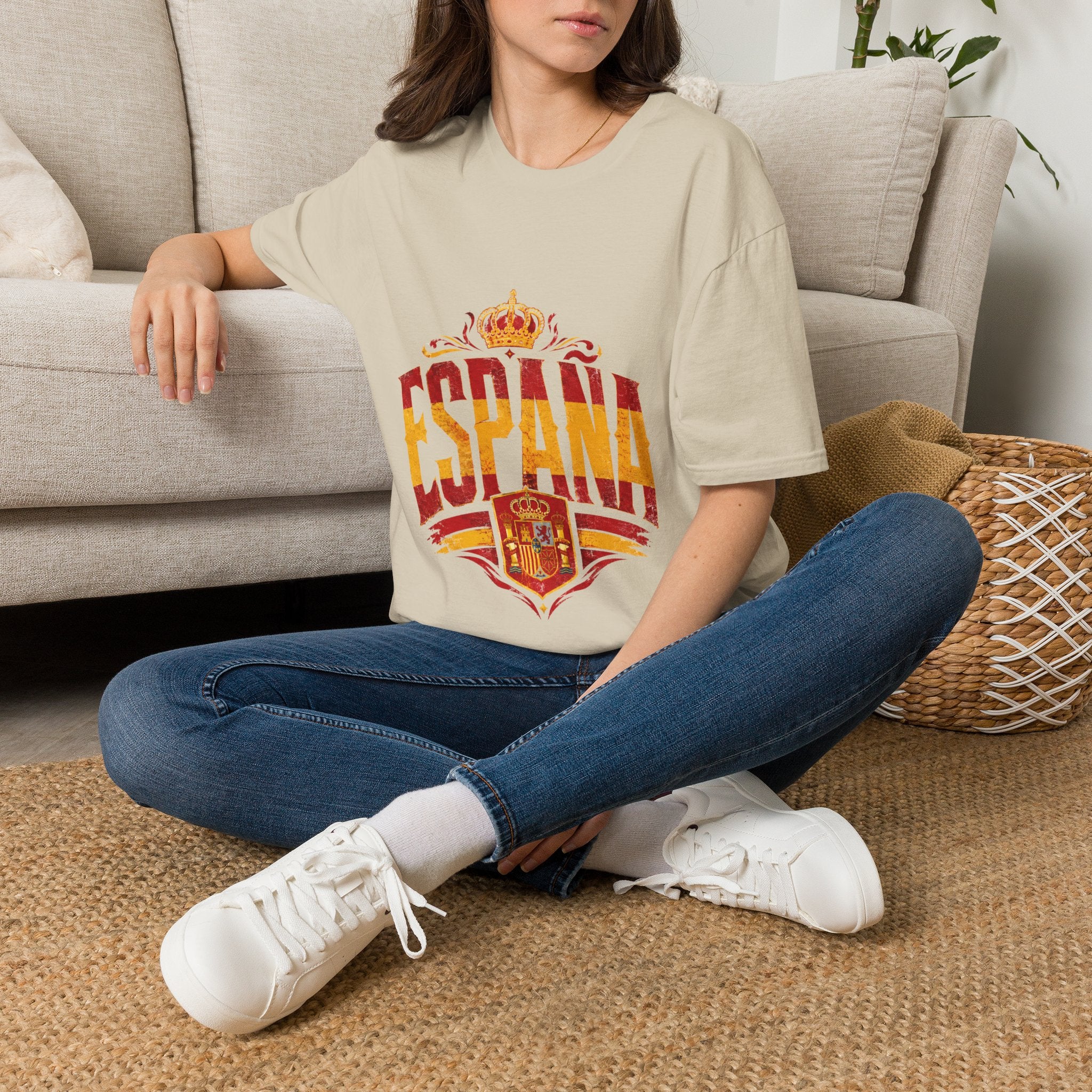 Spain Crown Graphic T-Shirt — Spanish Flag Vintage Crest Tee