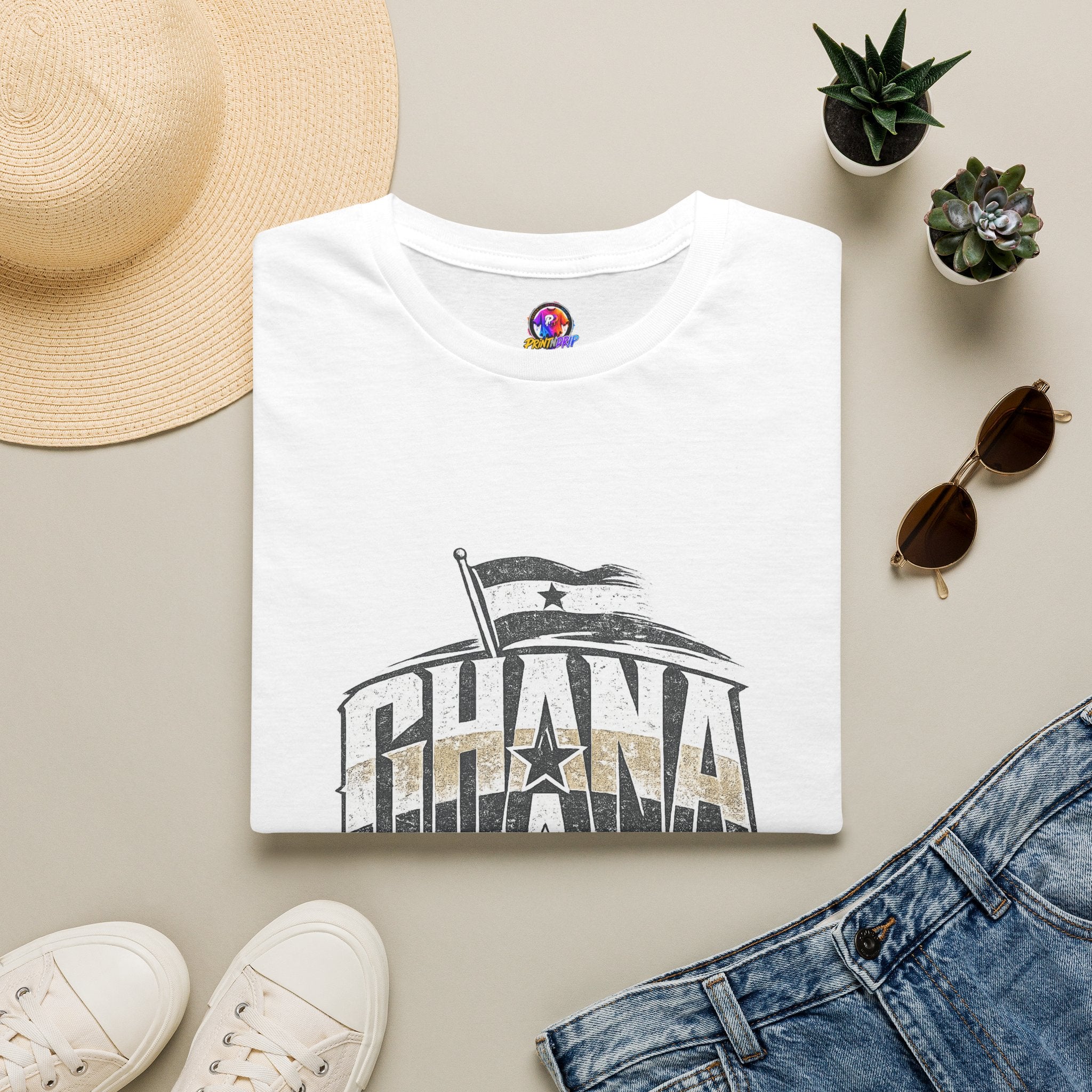 Ghana Vintage Flag T-Shirt — Retro Ghana Pride Graphic Tee