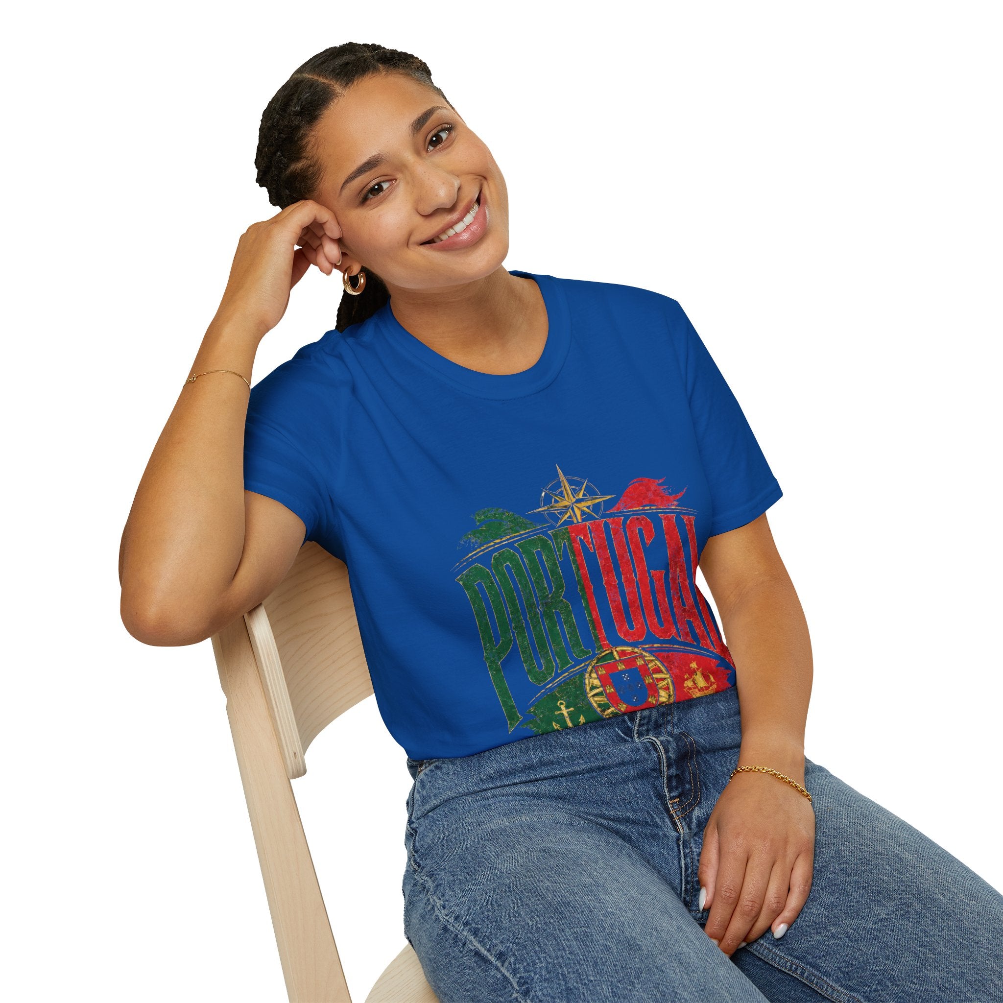 Portugal Vintage Compass T-Shirt — Retro Portuguese Flag Travel Tee