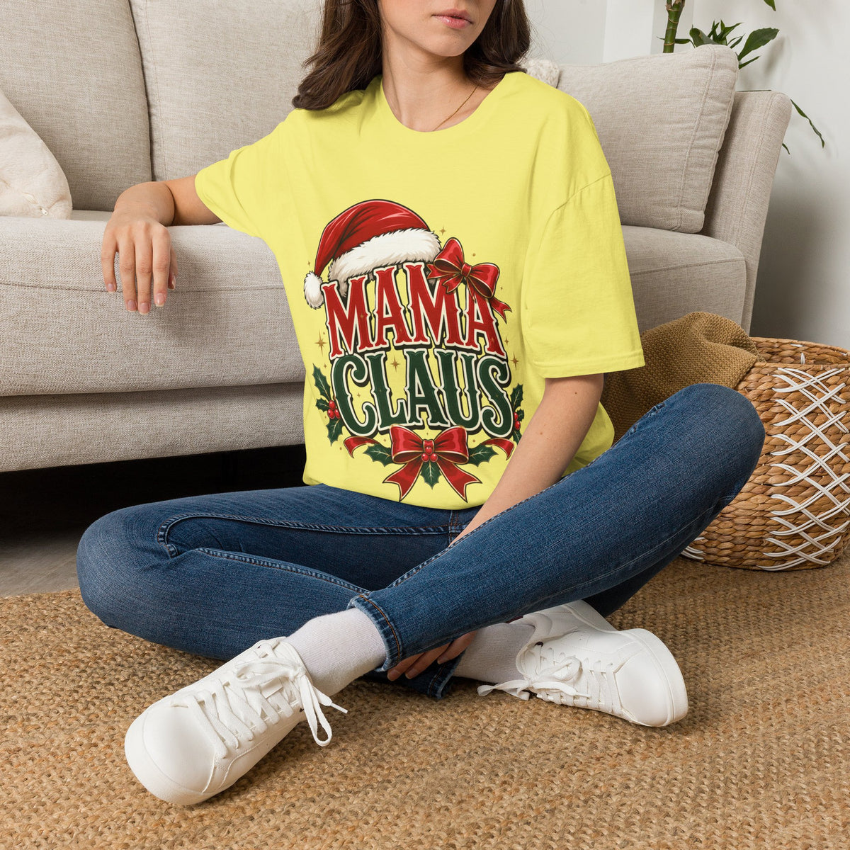 Mama Claus T-Shirt — Festive Christmas Mom Tee with Santa Hat & Bow