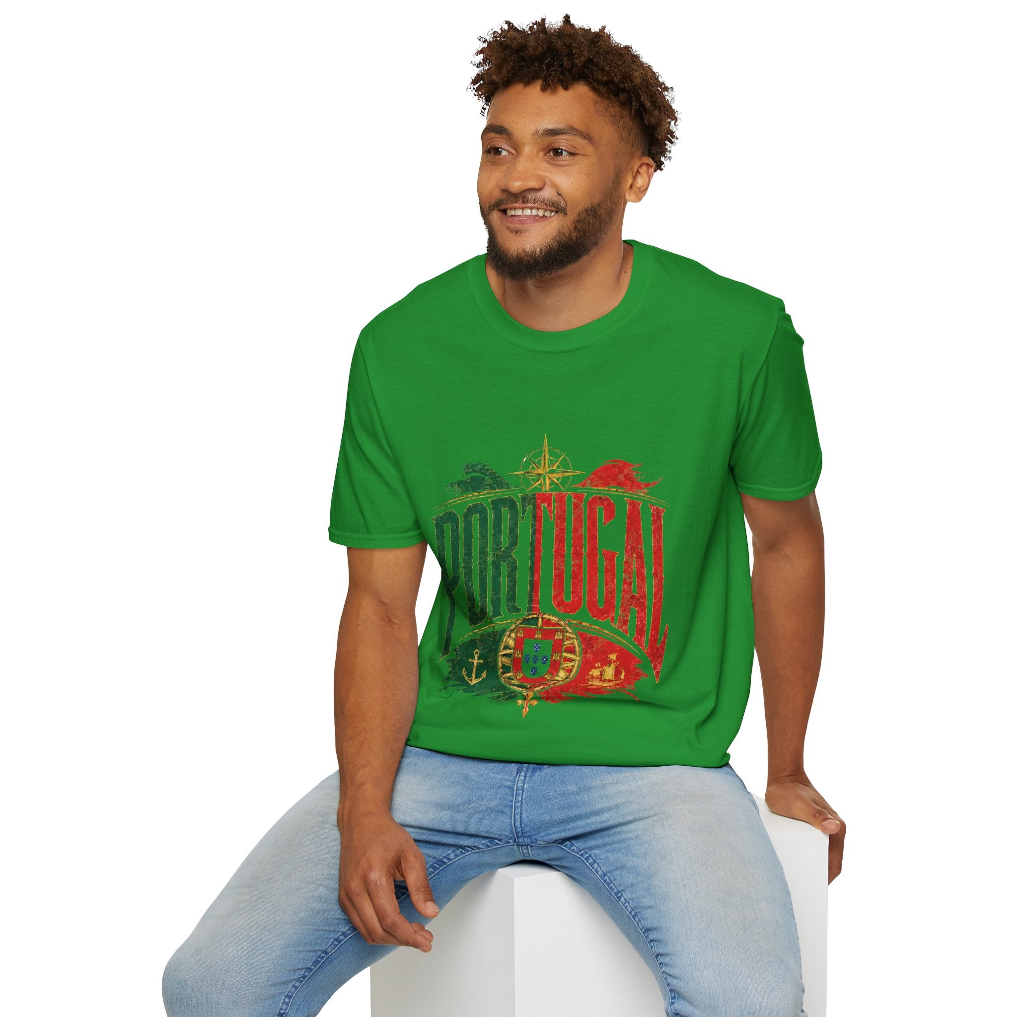 Portugal Vintage Compass T-Shirt — Retro Portuguese Flag Travel Tee