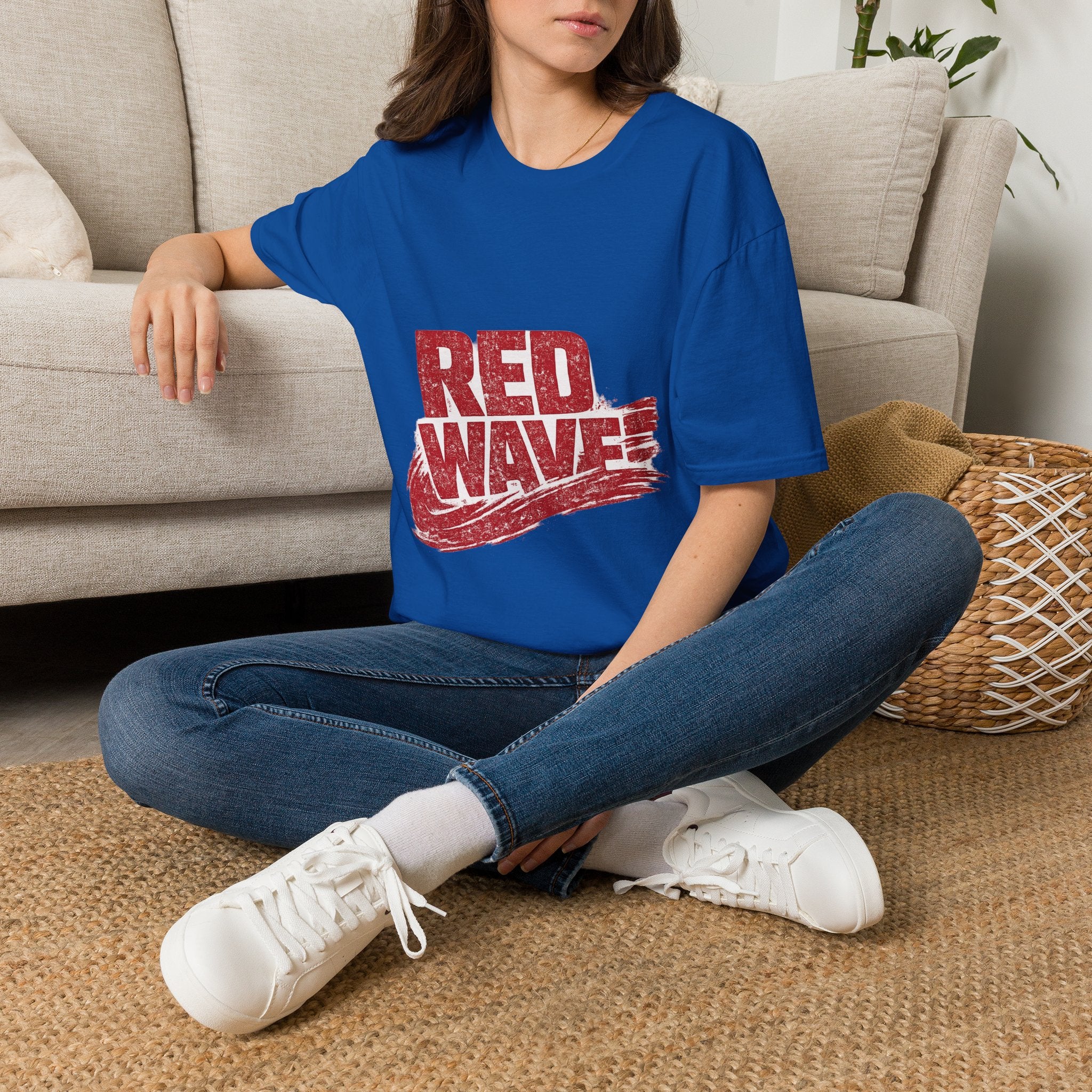 South Korea Red Wave Graphic T‑Shirt — Vintage Distressed Logo Tee
